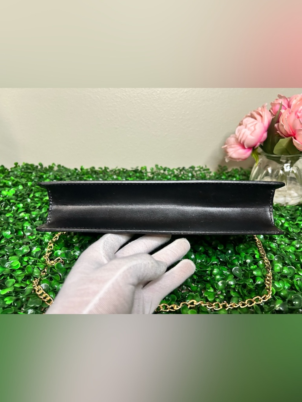 Vintage Louis Vuitton LV Black Epi Zip Pochette w/ Removable Strap - Picture 9 of 15